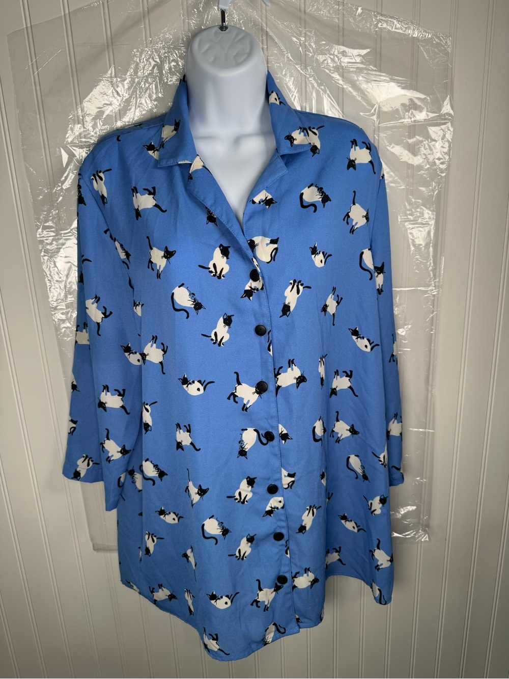 Serengeti Women’s Blue Cat-Print Blouse L